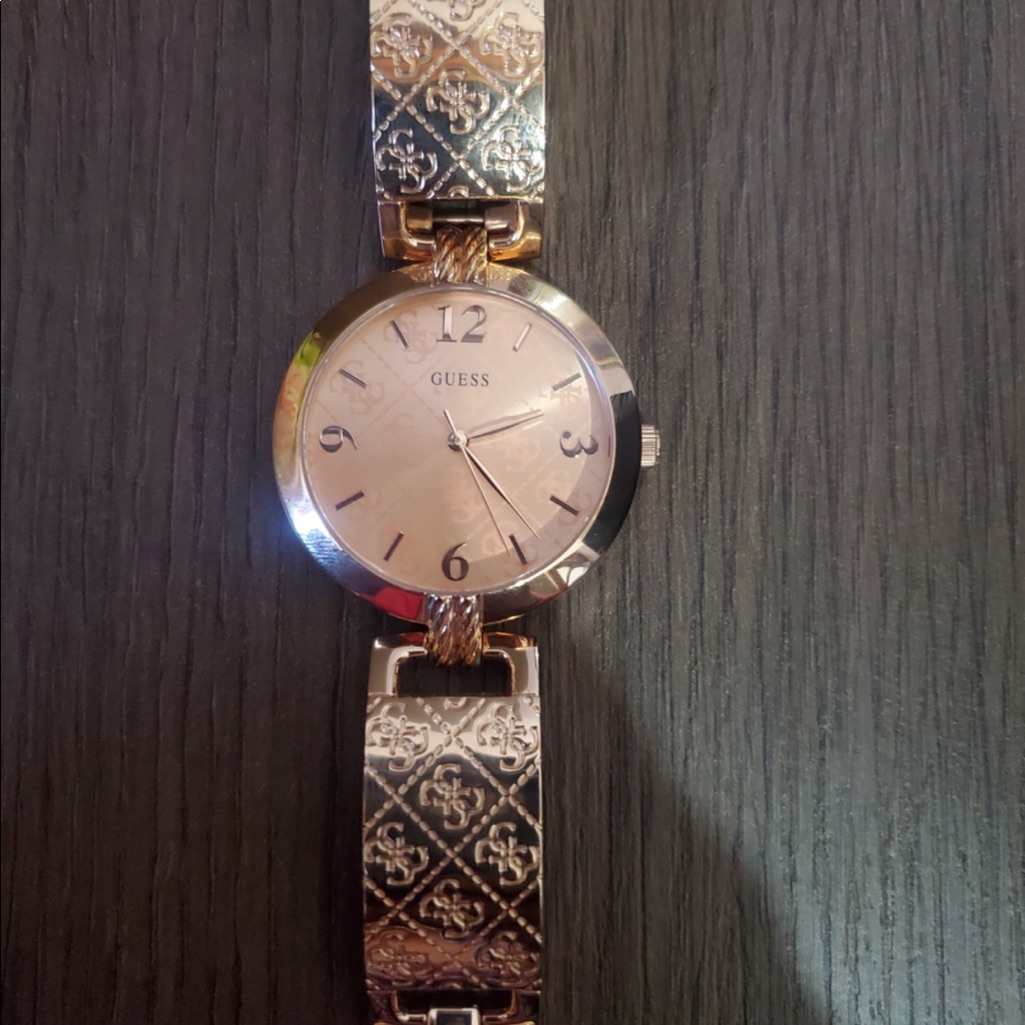 Nwt Guess G Luxe, Stunning Fine Watch! Quarts Movement, Scratch Resistant